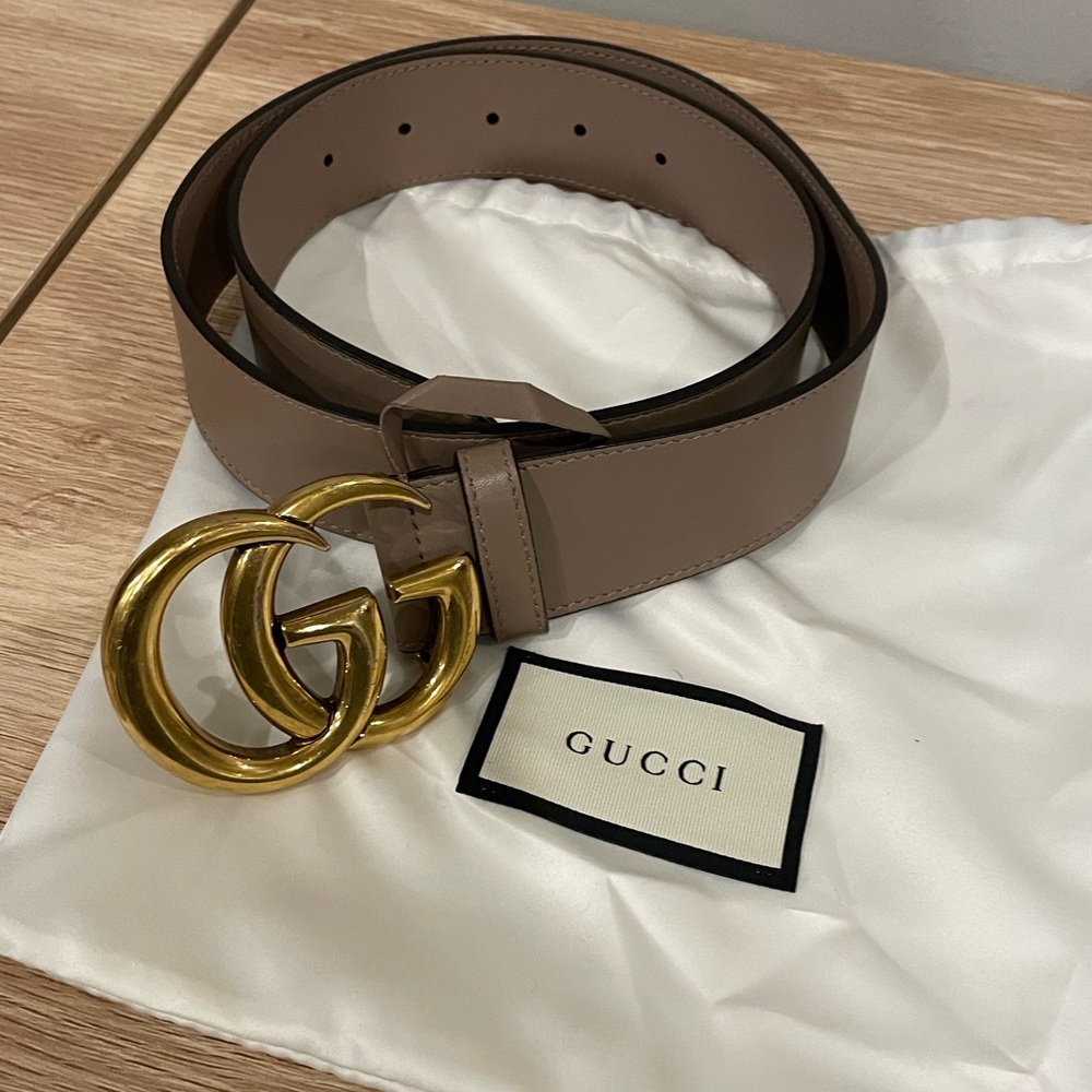 GUCCI Marmont Belt Size 80/32 Excelent Condition